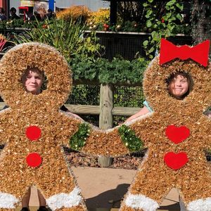 Meet your Posher, Michael